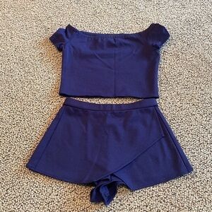 By Debra Navy Blue Skort & Wide Neck Set Size Girls Medium - Like New
